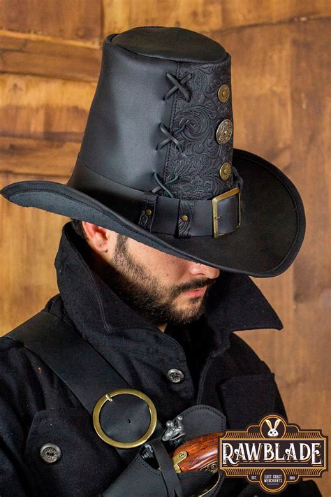 Witch hunter clothing